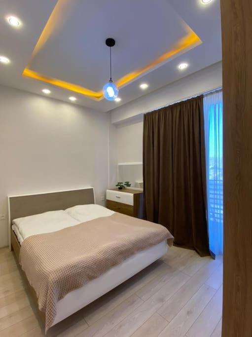 Apartment In The Center Tbilisi Ngoại thất bức ảnh